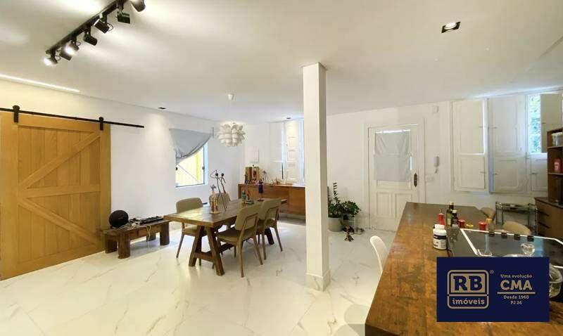 Casa, Lourdes, 3 Quartos, 0 Vaga, 1 Suíte