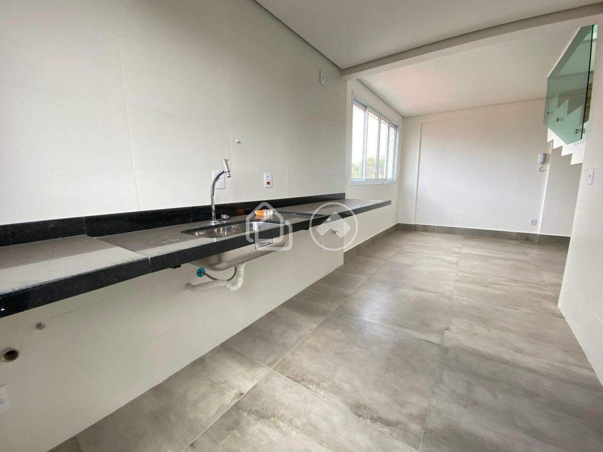 Cobertura, Minas Brasil, 2 Quartos, 2 Vagas, 1 Suíte