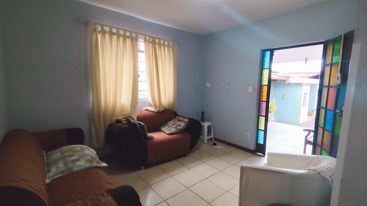 Casa, São Marcos, 6 Quartos, 5 Vagas, 3 Suítes