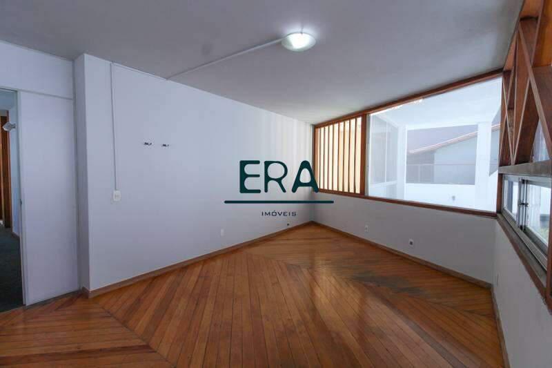 Casa, São Bento, 6 Quartos, 3 Vagas, 2 Suítes