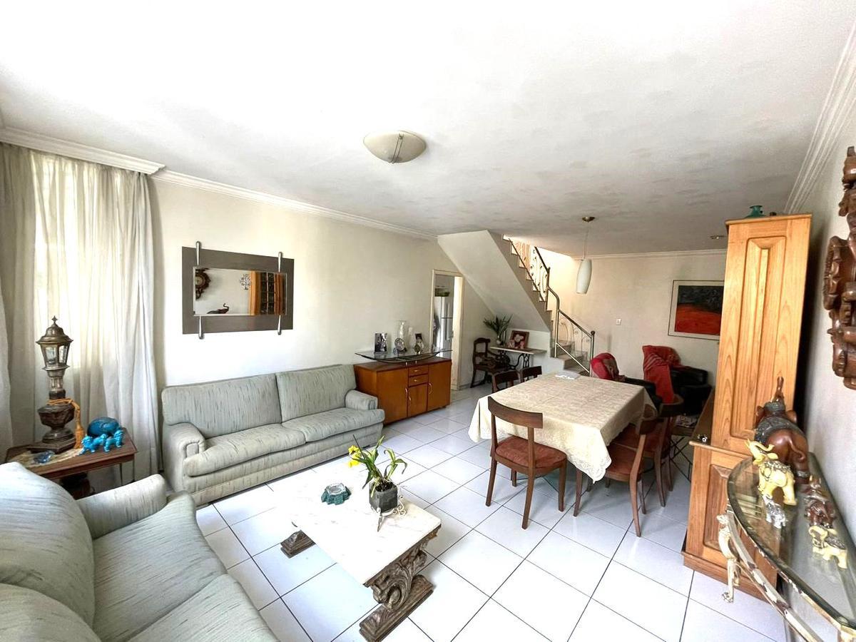 Casa, Padre Eustáquio, 4 Quartos, 0 Vaga, 2 Suítes