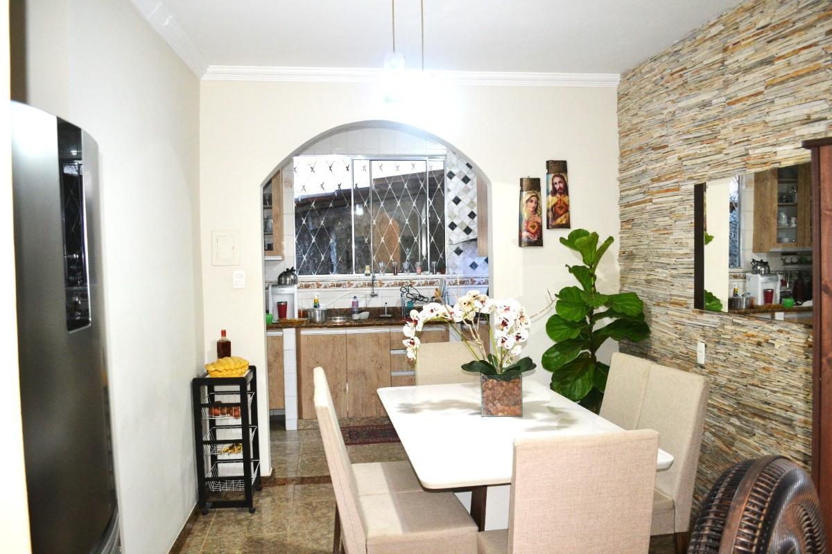 Casa, Lagoinha Leblon (venda Nova), 3 Quartos, 3 Vagas, 1 Suíte
