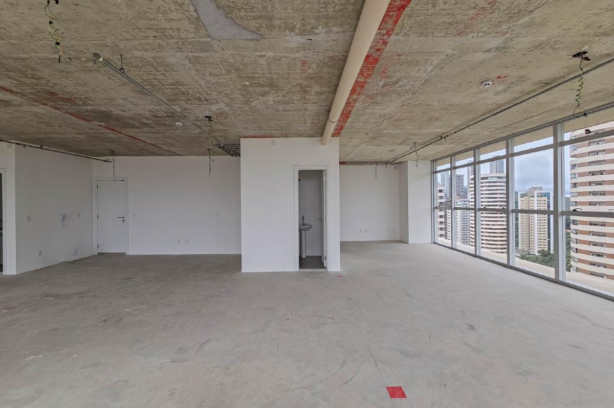 Sala, Vila da Serra, 0 Quarto, 0 Vaga