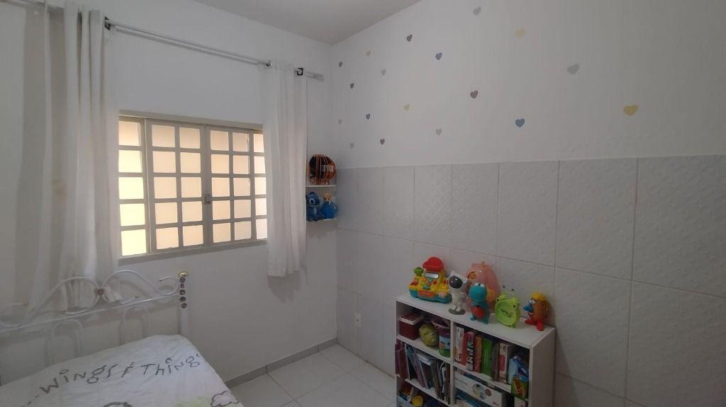 Casa, Paciência, 3 Quartos, 1 Vaga