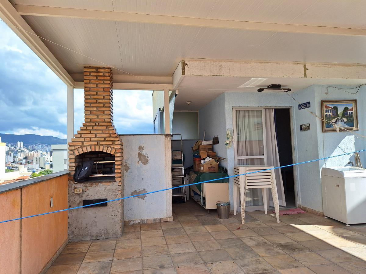 Cobertura, Sagrada Família, 2 Quartos, 1 Vaga