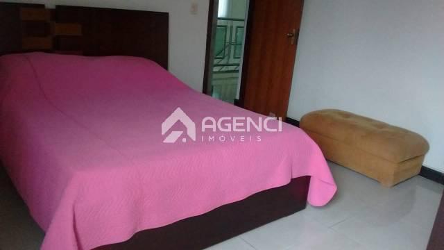 Casa, Camargos, 5 Quartos, 0 Vaga, 3 Suítes