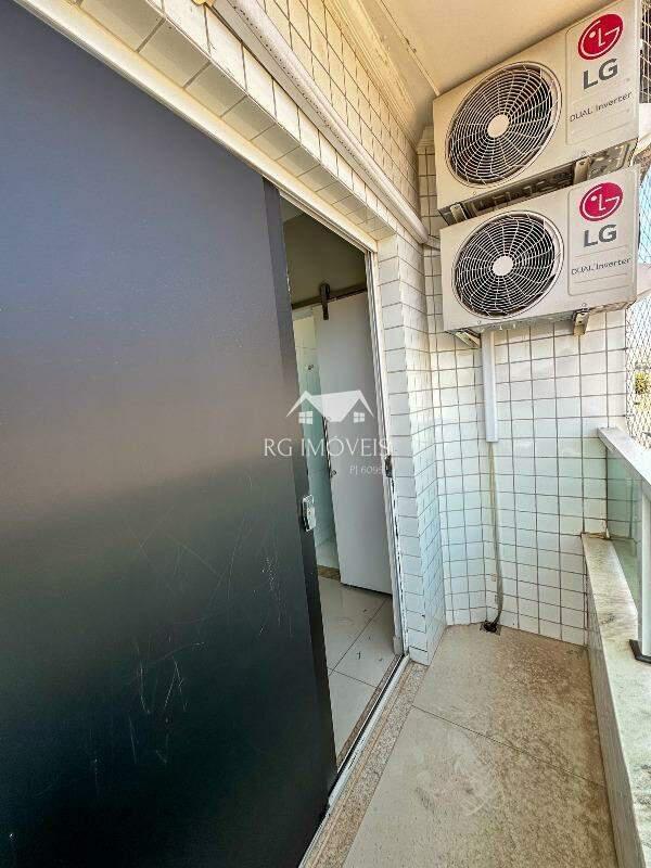 Apartamento, Miramar (barreiro), 3 Quartos, 2 Vagas, 1 Suíte
