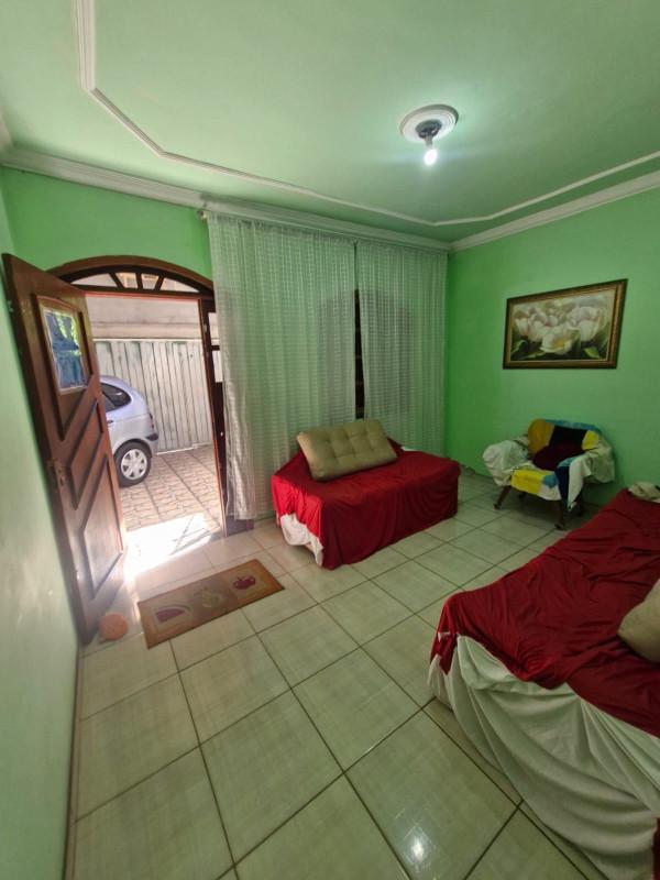 Casa, Vila Cristina, 2 Quartos, 1 Vaga, 1 Suíte