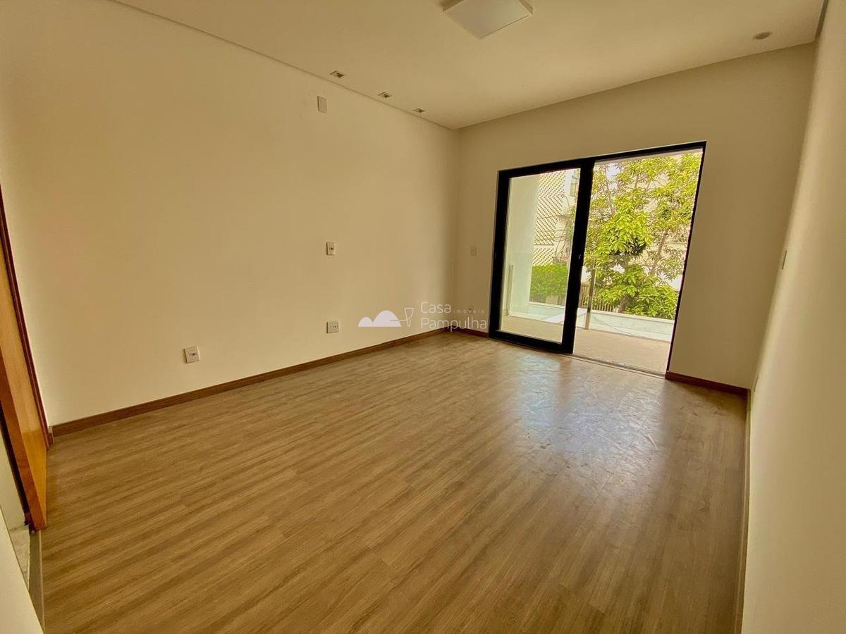 Casa, Paquetá, 3 Quartos, 4 Vagas, 1 Suíte