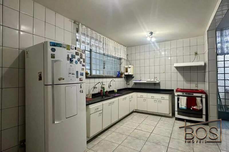 Casa, Serra, 4 Quartos, 4 Vagas, 1 Suíte