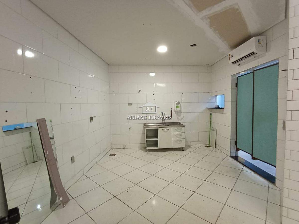 Andar, Savassi, 0 Quarto, 0 Vaga