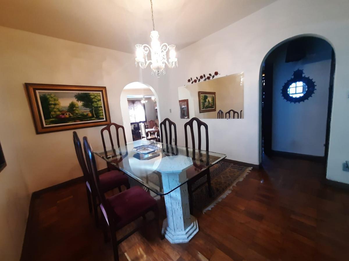 Casa, Jardim América, 4 Quartos, 4 Vagas, 2 Suítes
