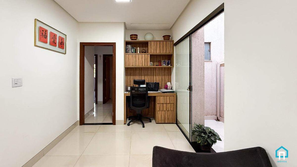Casa, Centro, 4 Quartos, 4 Vagas, 2 Suítes