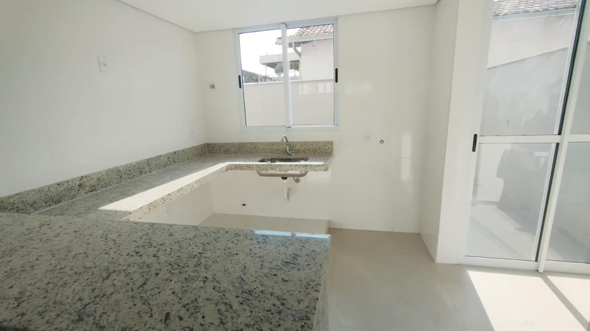Apartamento, Ipiranga, 2 Quartos, 2 Vagas, 1 Suíte