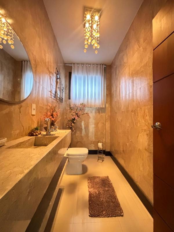 Casa, Alphaville - Lagoa dos Ingleses, 7 Quartos, 8 Vagas, 7 Suítes