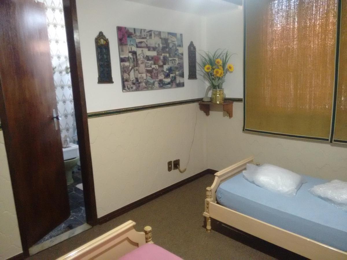 Casa, Planalto, 6 Quartos, 4 Vagas, 2 Suítes