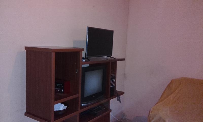 Casa, Conjunto Confisco, 2 Quartos, 1 Vaga