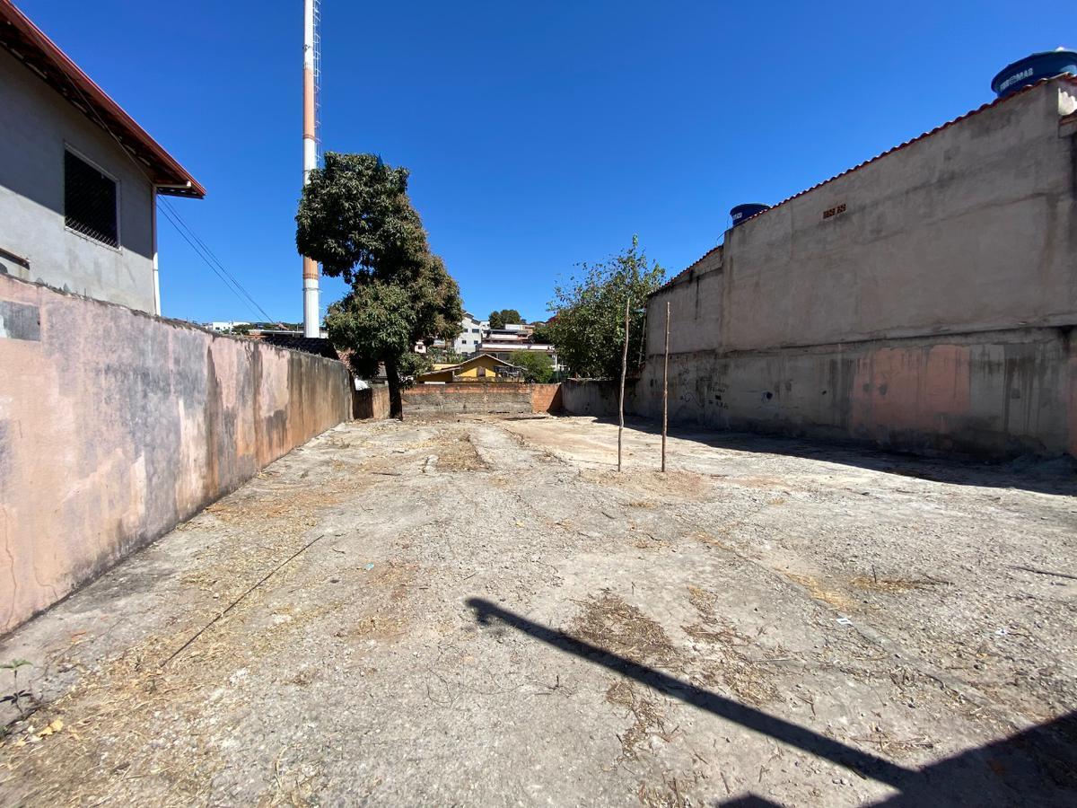 Lote, Vila Universal, 0 Quarto, 0 Vaga