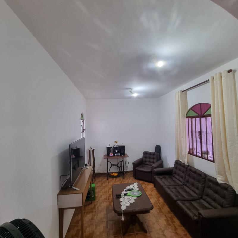 Casa, Tirol, 3 Quartos, 2 Vagas, 1 Suíte