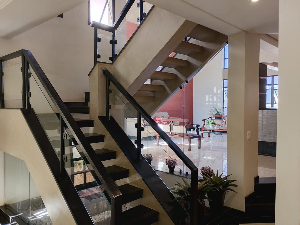 Casa, São Bernardo, 5 Quartos, 4 Vagas, 2 Suítes