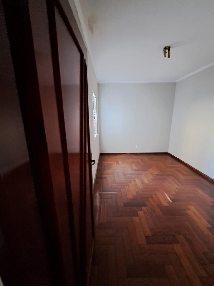Casa, Centro, 2 Quartos, 0 Vaga