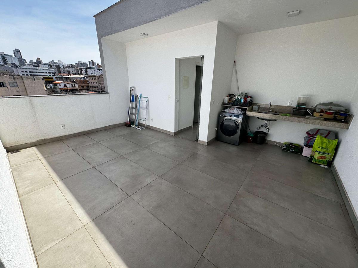 Cobertura, Sagrada Família, 2 Quartos, 2 Vagas, 1 Suíte