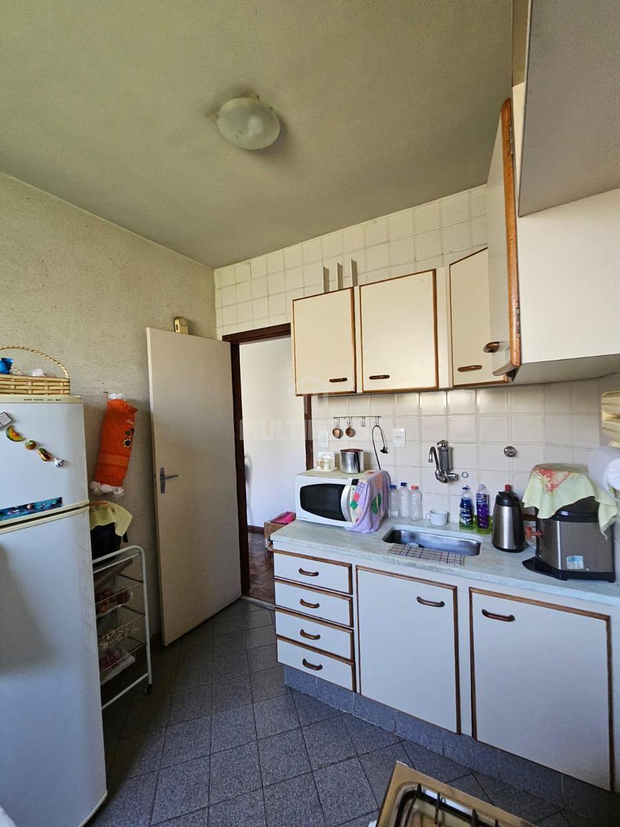 Apartamento, Carlos Prates, 2 Quartos, 1 Vaga