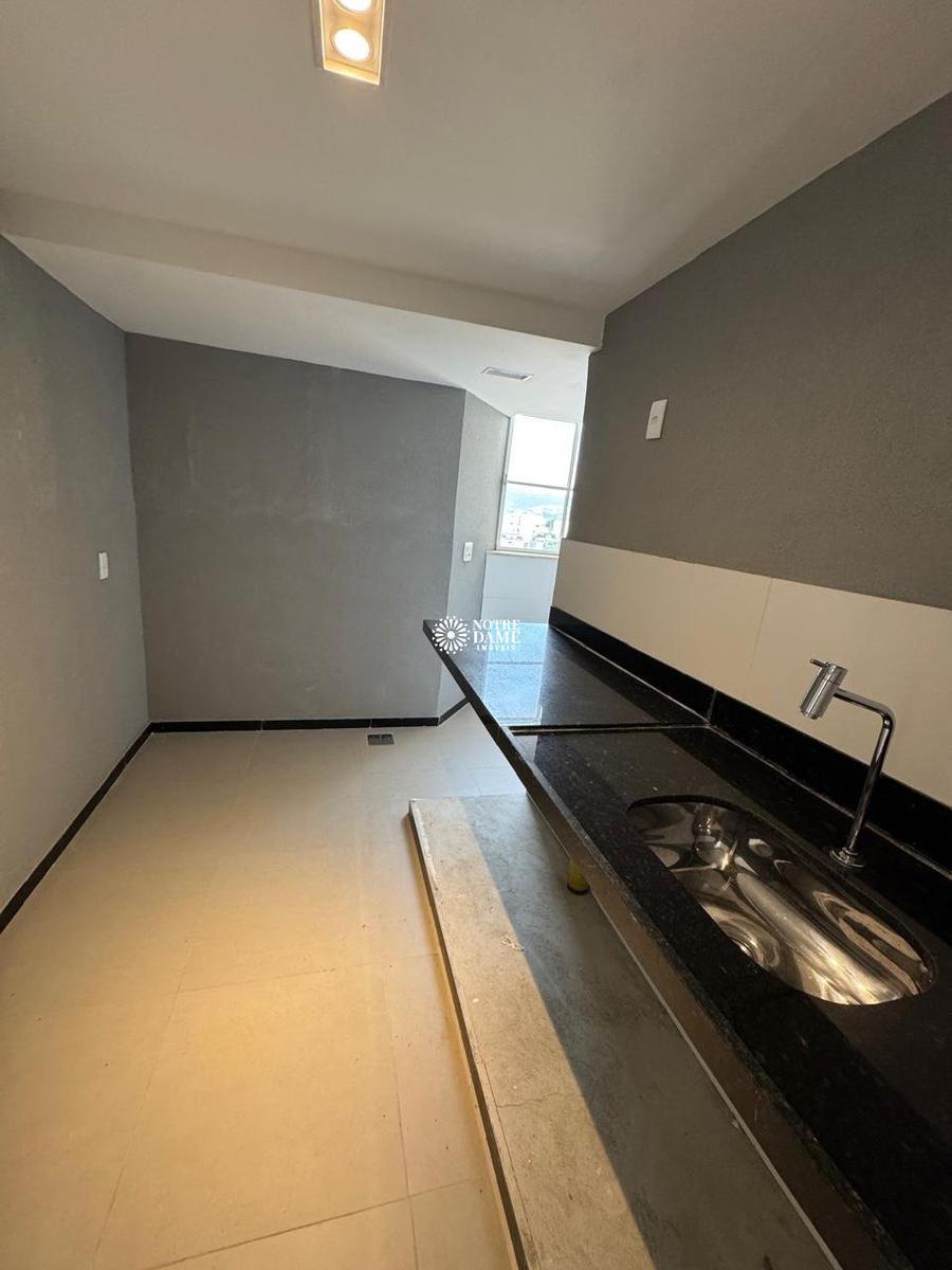 Apartamento, Sagrada Família, 3 Quartos, 1 Vaga