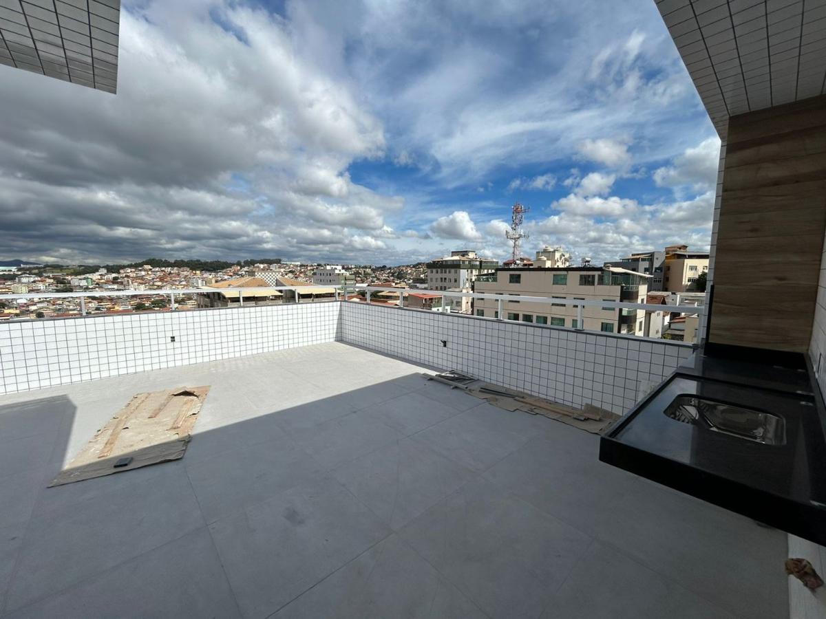 Cobertura, Santa Cruz Industrial, 3 Quartos, 3 Vagas, 1 Suíte