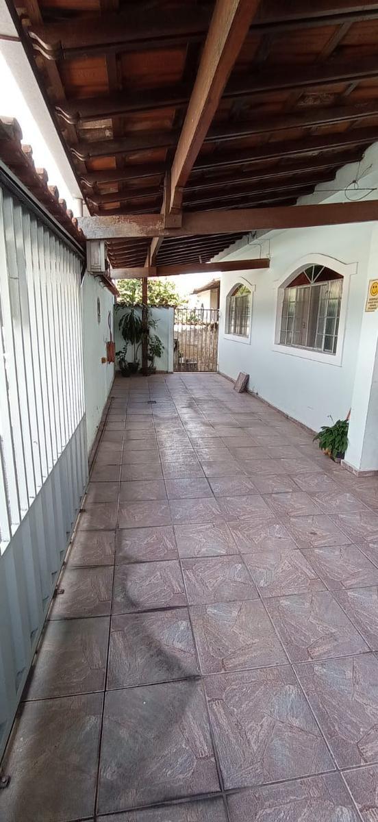 Casa, Alípio de Melo, 3 Quartos, 4 Vagas, 1 Suíte
