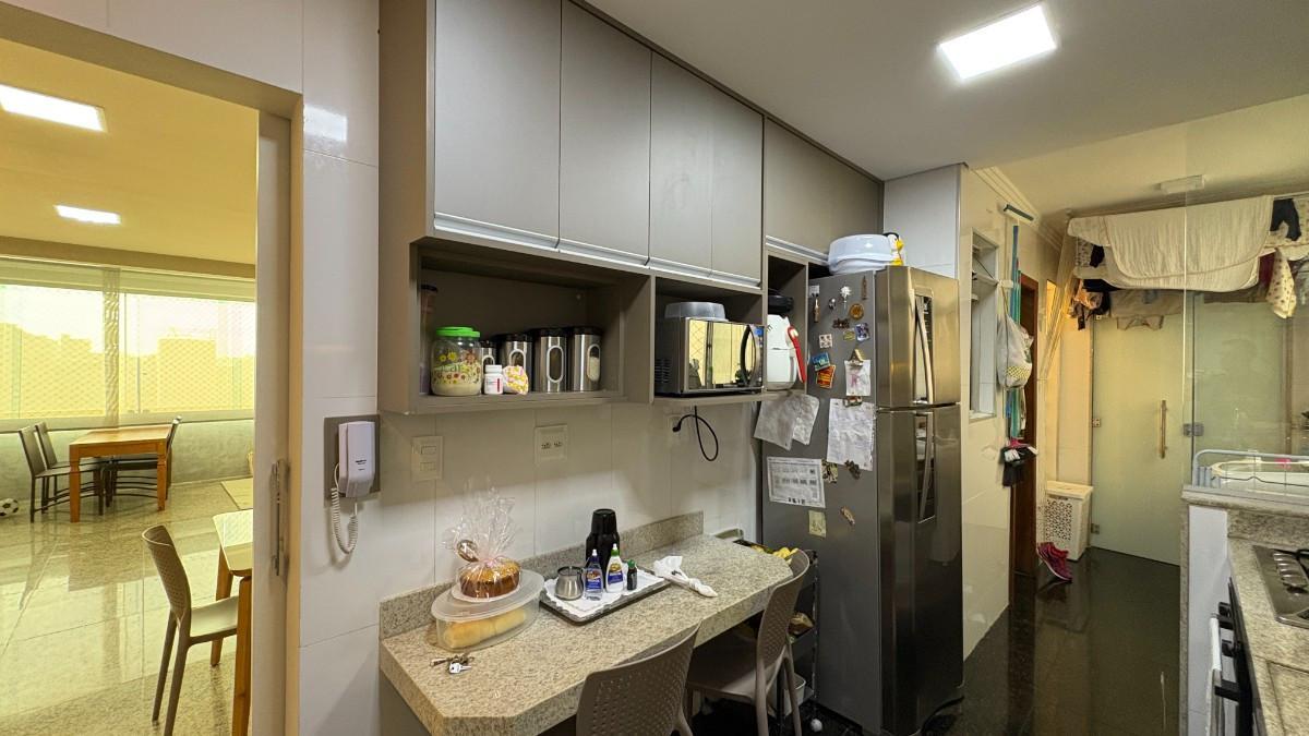 Apartamento, Nova Granada, 4 Quartos, 4 Vagas, 1 Suíte