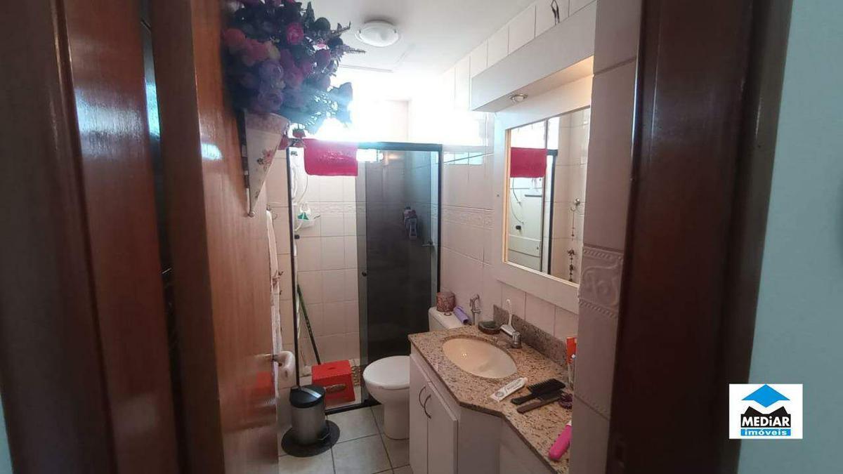 Apartamento, Floresta, 3 Quartos, 2 Vagas, 1 Suíte