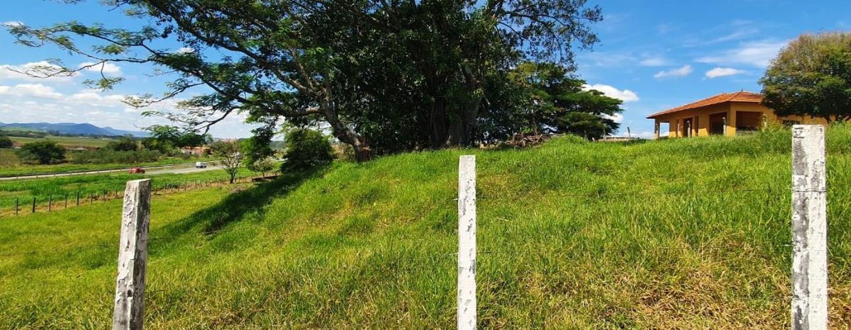 Fazenda, Centro, 4 Quartos, 2 Vagas, 1 Suíte