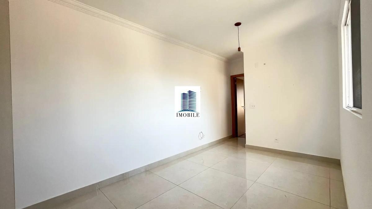 Apartamento, Sagrada Família, 1 Quarto, 1 Vaga