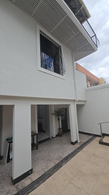 Quitinete, Jaraguá, 1 Quarto, 0 Vaga, 1 Suíte