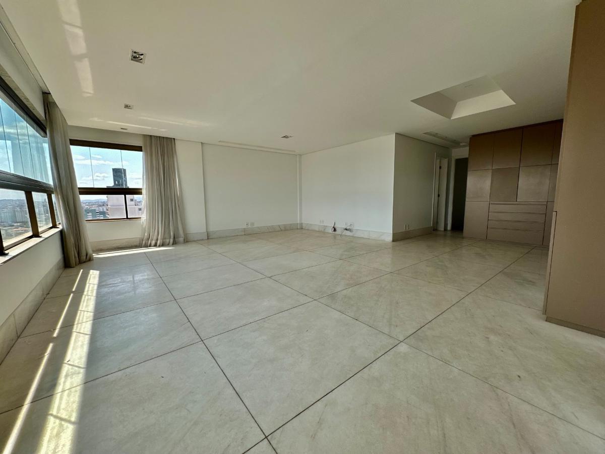 Apartamento, São José, 4 Quartos, 3 Vagas, 3 Suítes