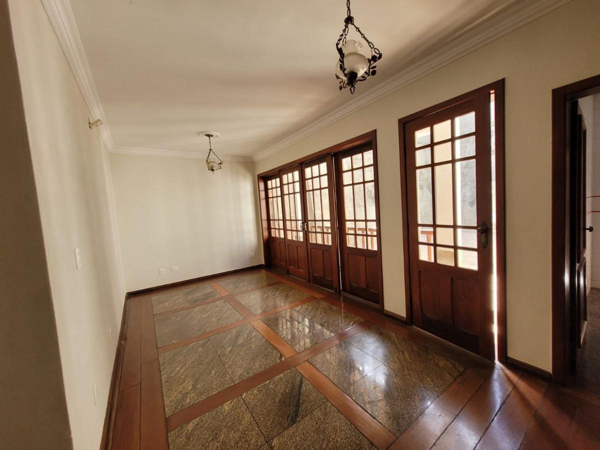 Casa, Caiçaras, 3 Quartos, 4 Vagas, 1 Suíte