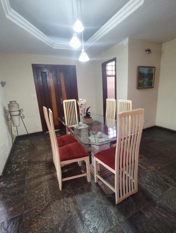 Casa, Quintas Coloniais, 4 Quartos, 6 Vagas, 1 Suíte