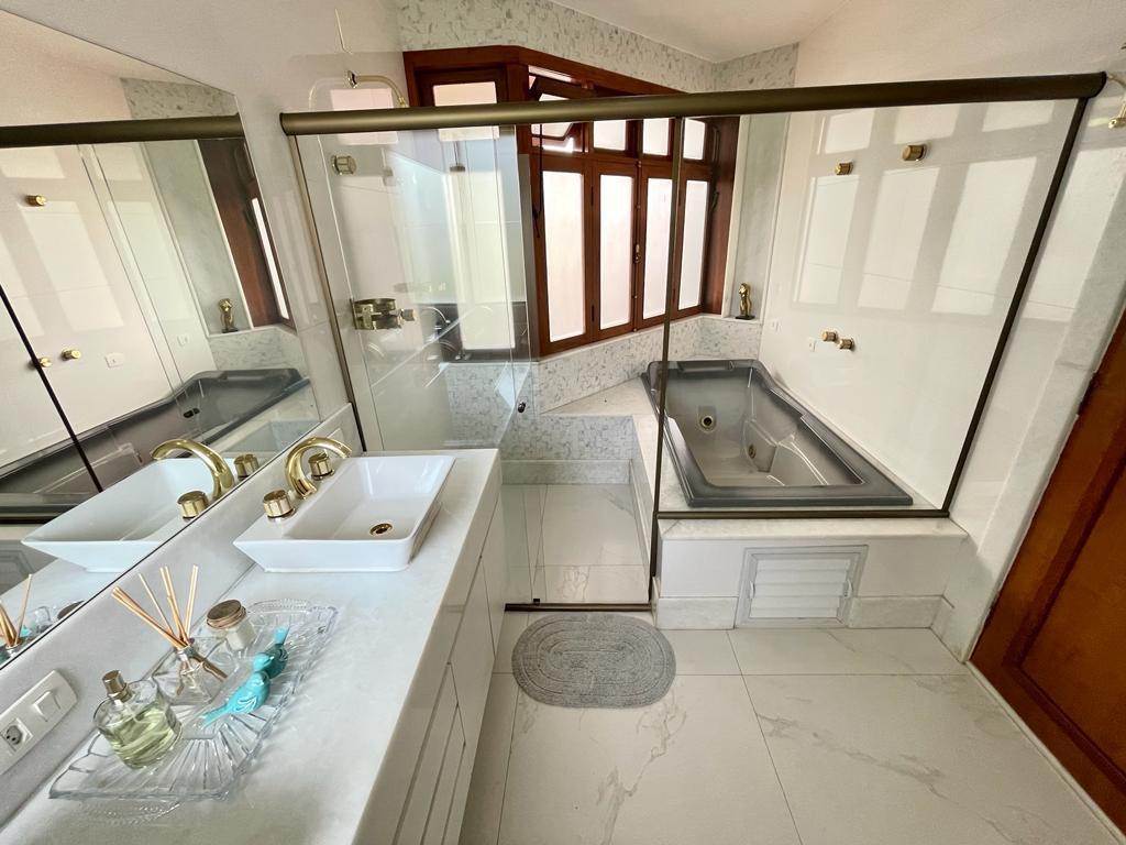 Casa, Bandeirantes (pampulha), 4 Quartos, 8 Vagas, 2 Suítes