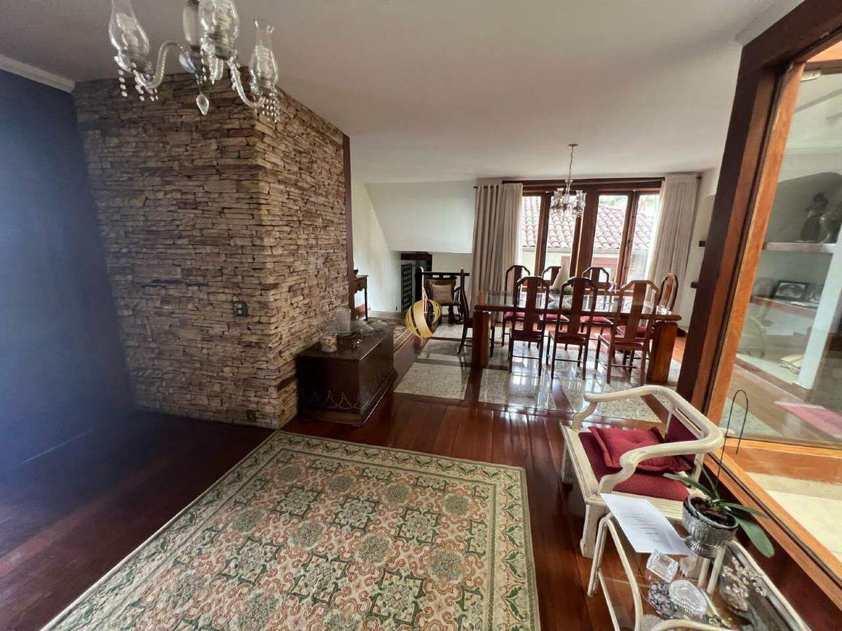 Casa, Jardim Cambuí, 6 Quartos, 8 Vagas, 4 Suítes