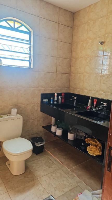 Fazenda, Ravena, 2 Quartos, 6 Vagas, 1 Suíte