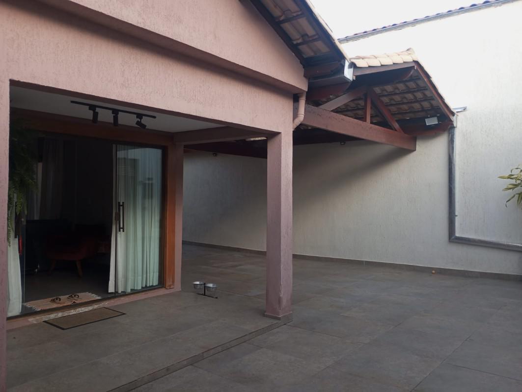 Casa, Nova Gameleira, 3 Quartos, 3 Vagas, 2 Suítes