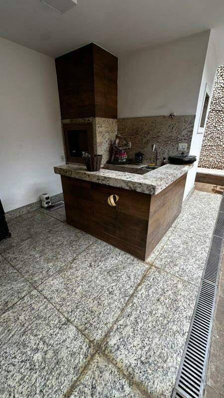 Casa, São Dimas, 3 Quartos, 2 Vagas, 2 Suítes