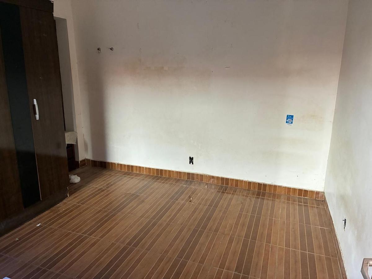 Casa, Santa Branca, 3 Quartos, 3 Vagas, 1 Suíte