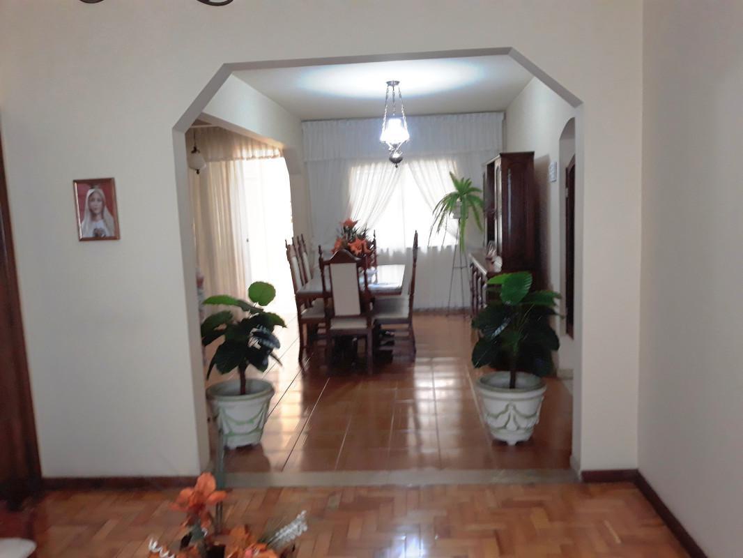 Apartamento, Floresta, 4 Quartos, 0 Vaga, 2 Suítes