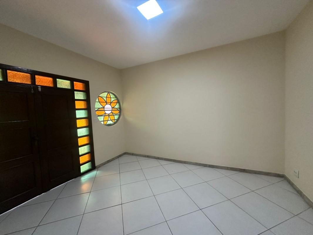 Casa, Santa Efigênia, 4 Quartos, 5 Vagas