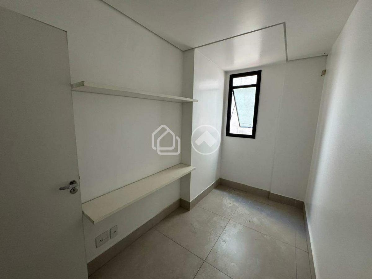 Sala, Estoril, 1 Vaga