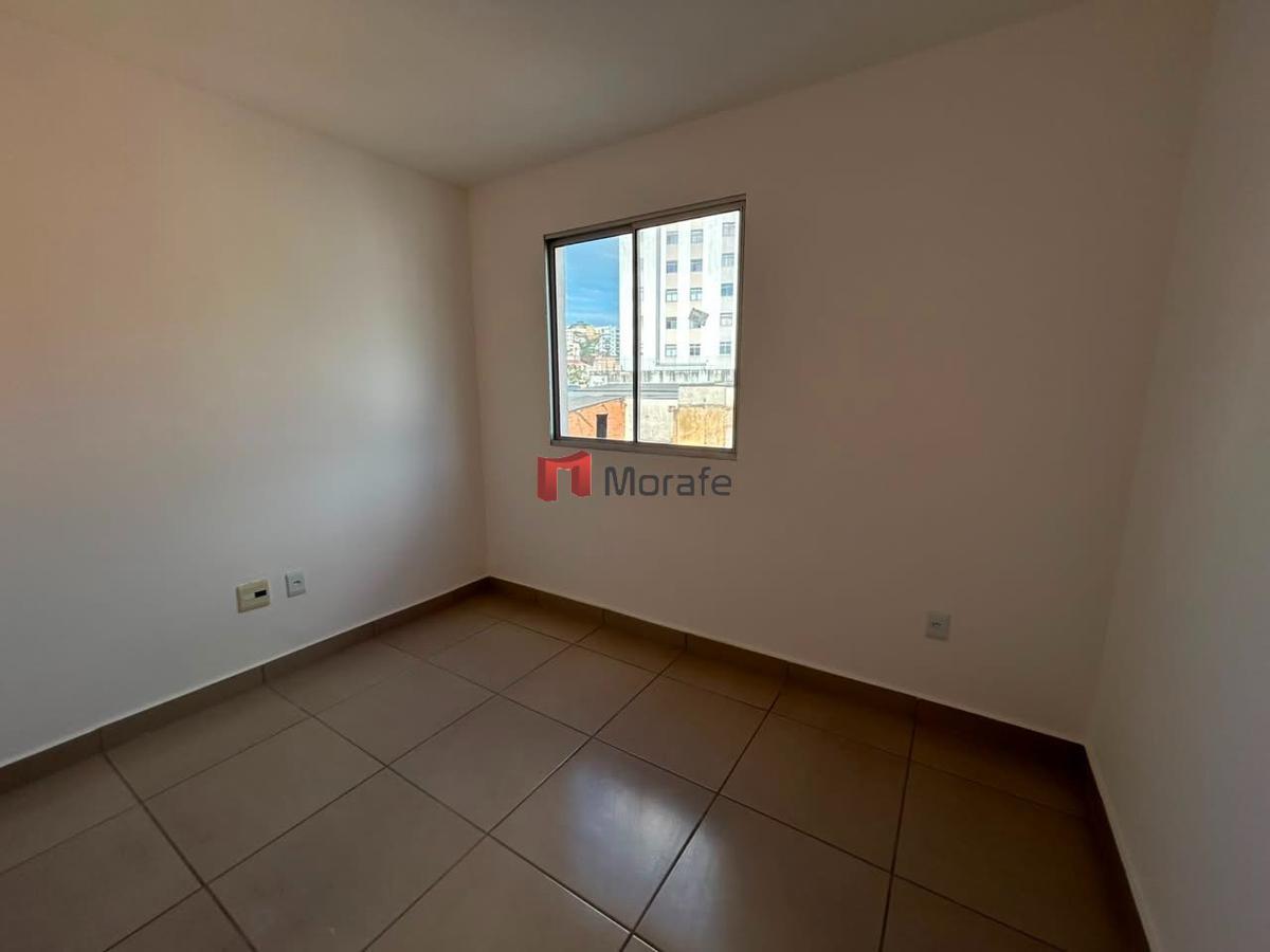 Apartamento, Floresta, 2 Quartos, 1 Vaga, 1 Suíte