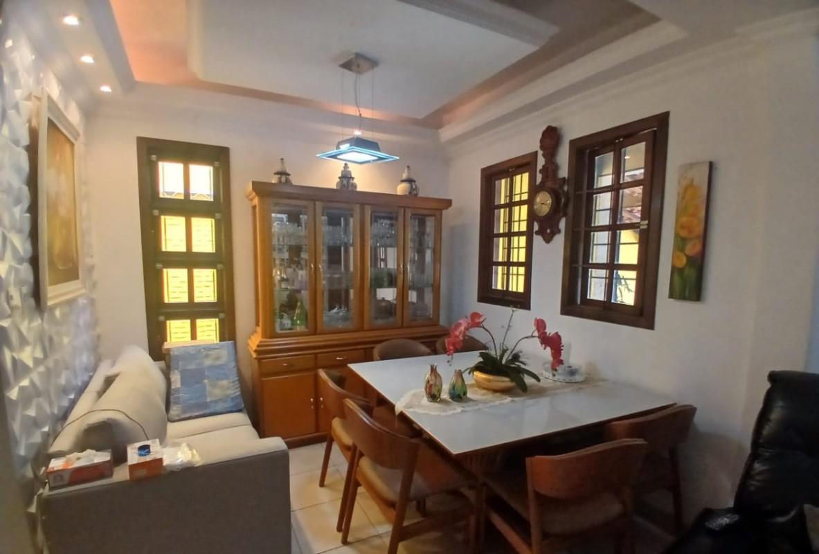 Casa, Planalto, 3 Quartos, 3 Vagas, 1 Suíte