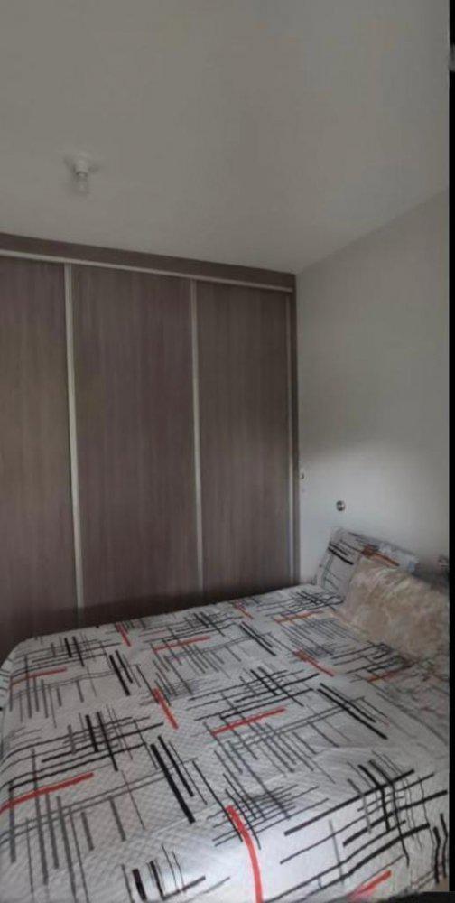 Casa, Masterville, 2 Quartos, 2 Vagas, 1 Suíte